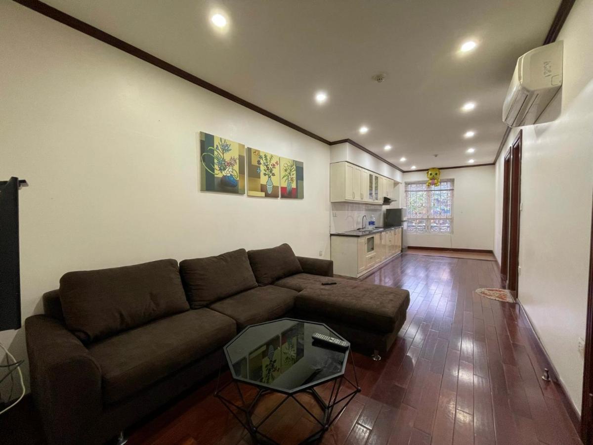 Khách sạn hẻo lánh Nine Housing Truc Bach